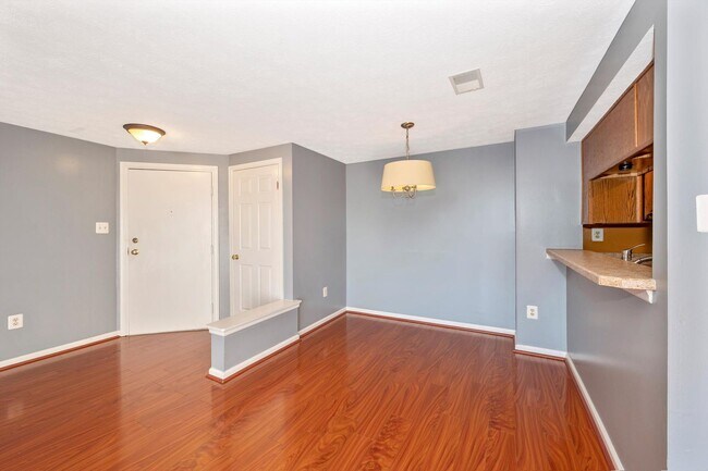 Building Photo - Affordable Condo in Frederick, MD