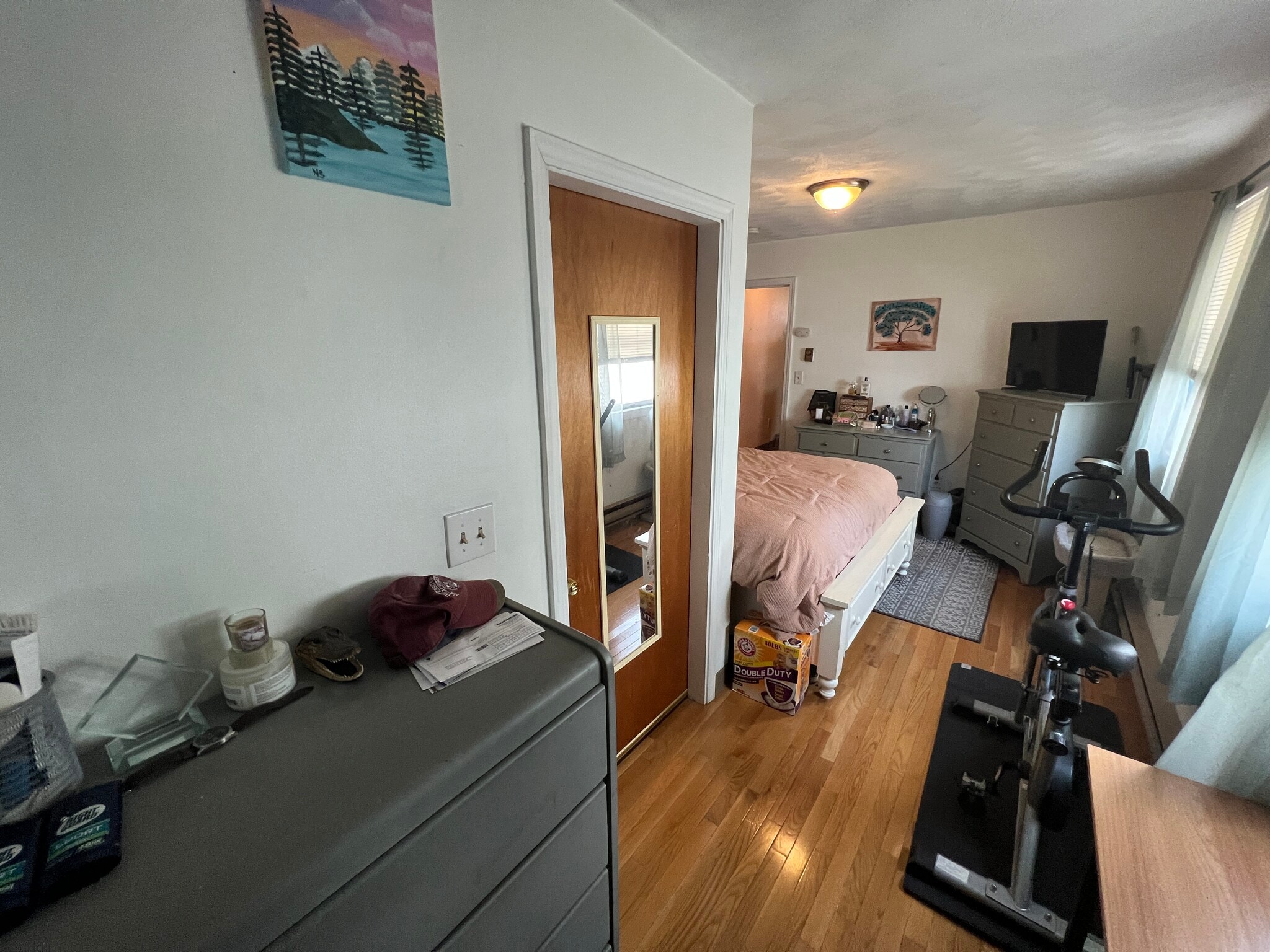 Building Photo - 211 Holland St