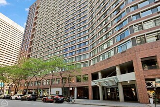 Building Photo - 211 E Ohio St