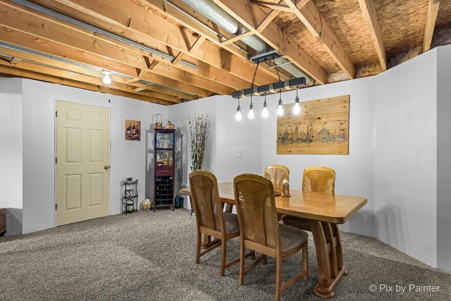Building Photo - 1330 Braewood Dr