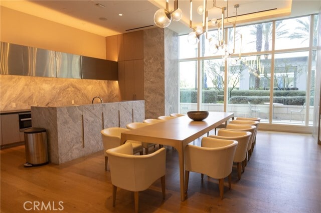 Building Photo - 877 Francisco St