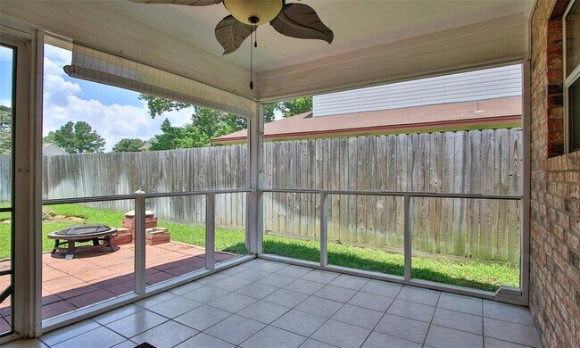 Building Photo - 6867 Stillwater Dr