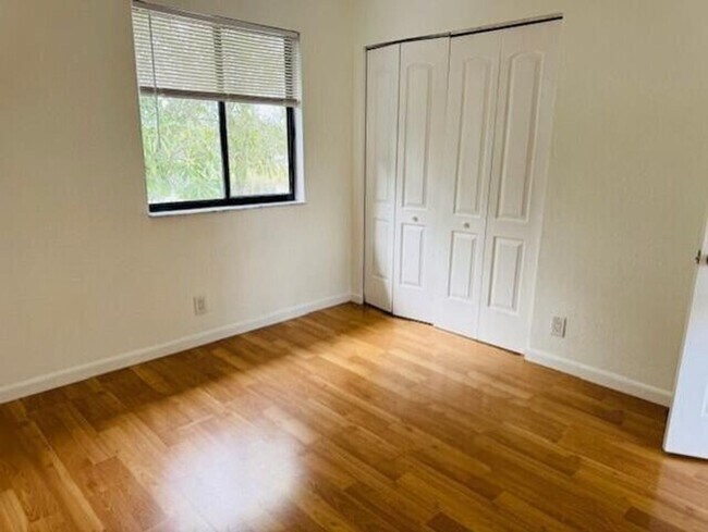 Building Photo - 6008 Strawberry Fields Way