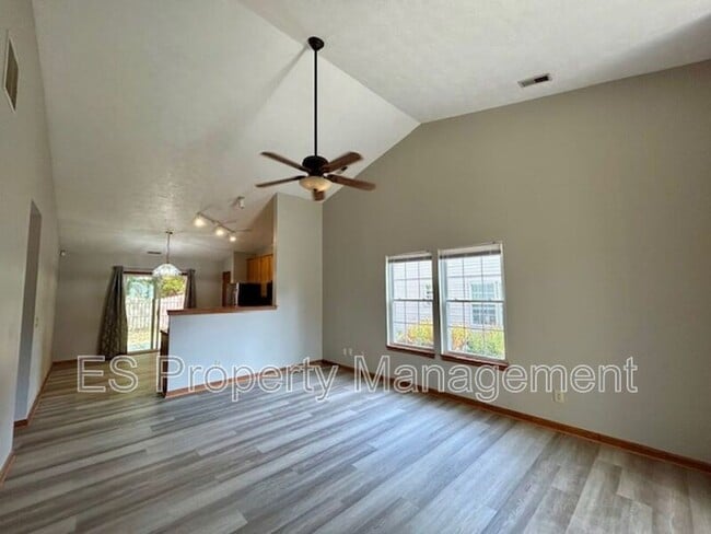 Building Photo - 5834 Blackley Ln