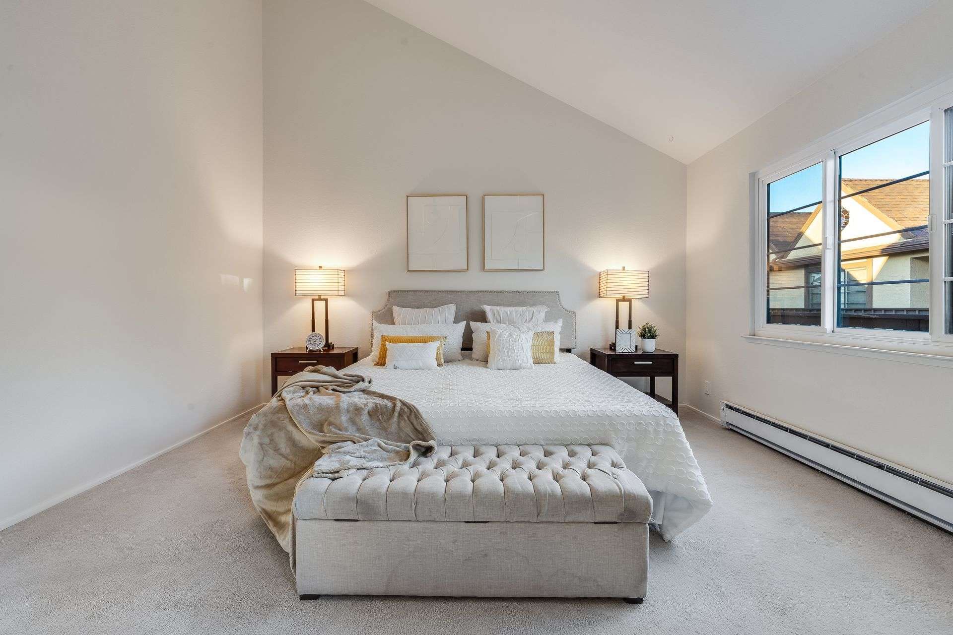 Master bedroom - 1122 Brewster Ave