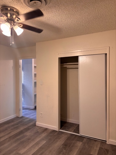 Building Photo - 1102 L St