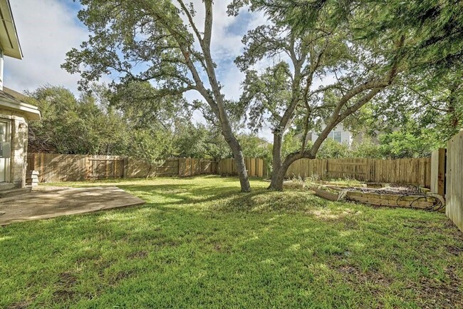 Building Photo - 2815 Lantana Ridge Dr