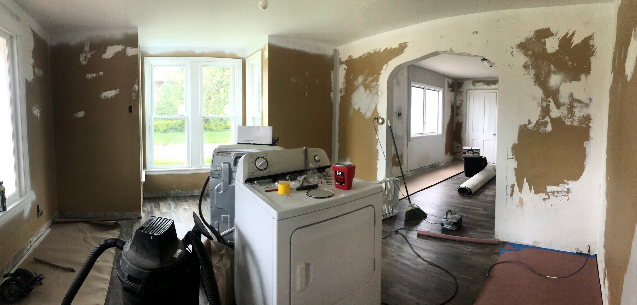 Building Photo - 609 Blackhawk St