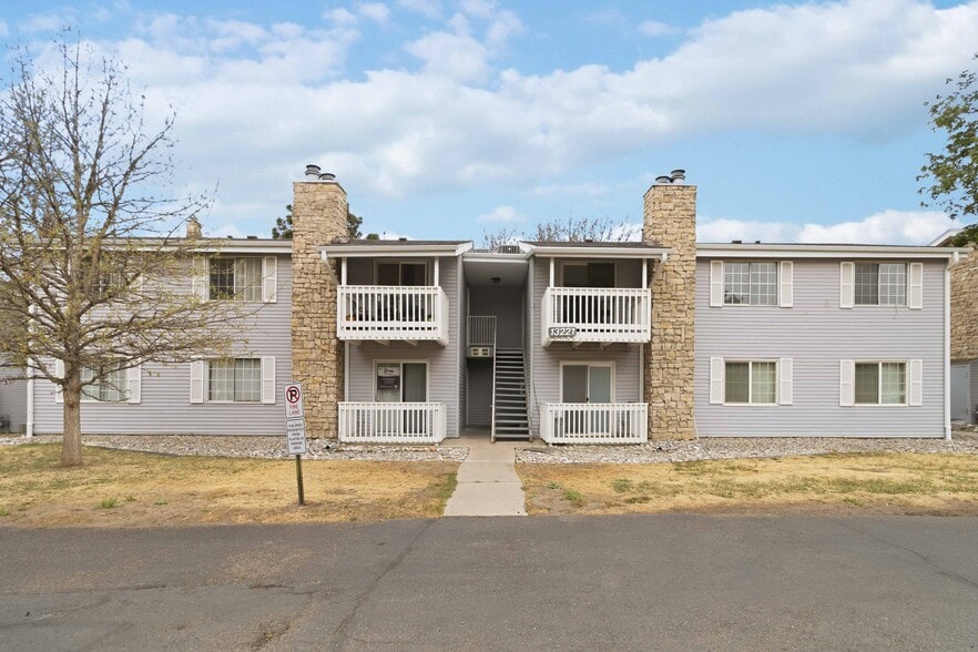 Building Photo - 13221 E Asbury Dr
