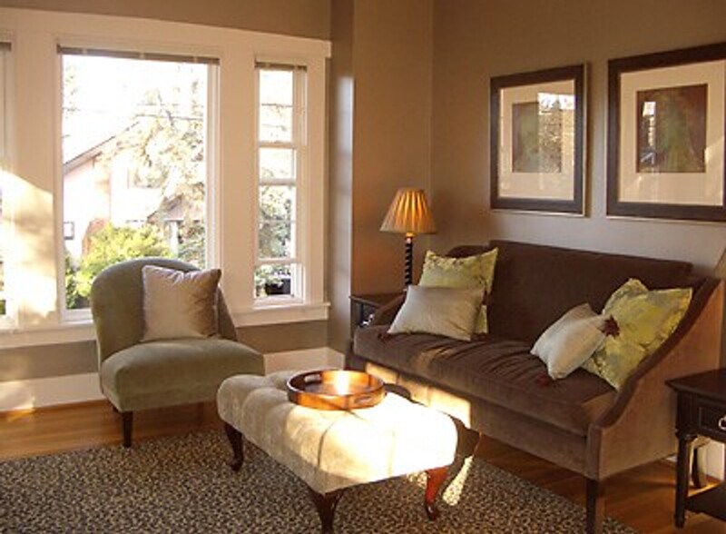 Building Photo - 515 21st Ave E