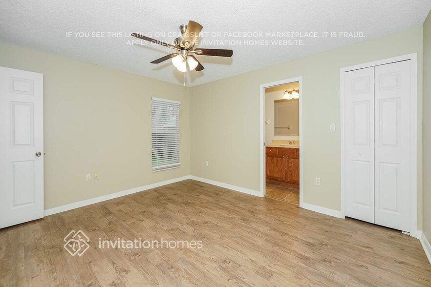 Building Photo - 7314 Carillon Ave
