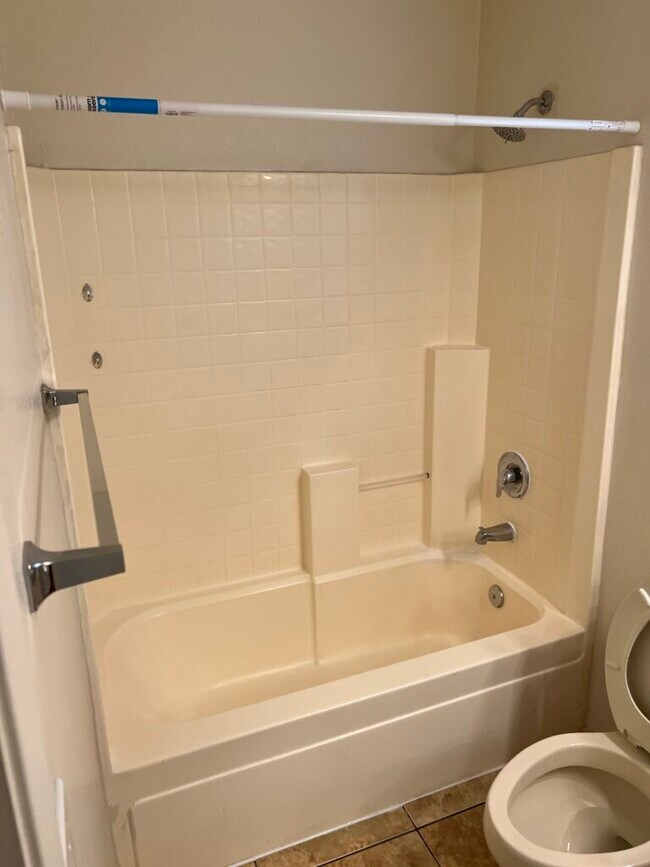 Building Photo - 2275 Windmill Grove Ct