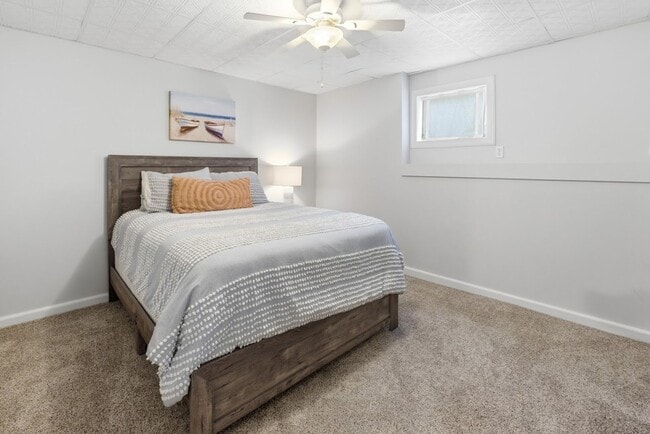 Building Photo - Furnished Home on KY Lake