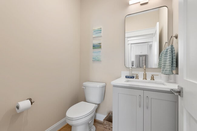 Building Photo - Bradshaw Commons