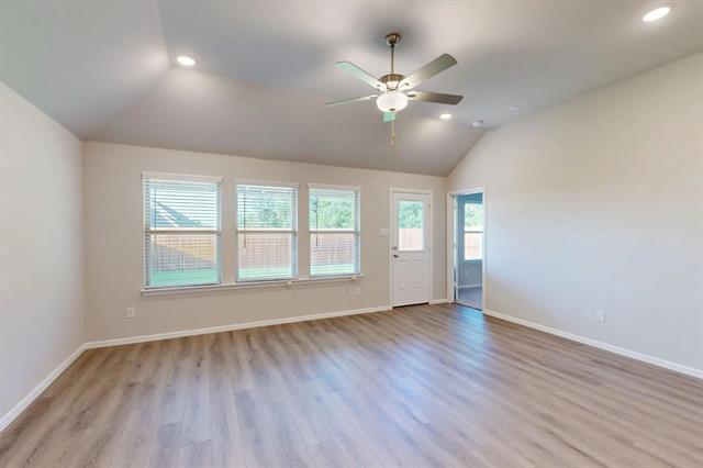 Building Photo - 409 Forsyth Dr