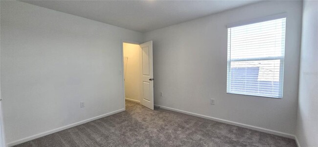 Building Photo - 2803 Poppy Ave