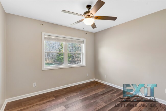 Building Photo - 3BR Home in Colleen’s Cove with Boat Slip