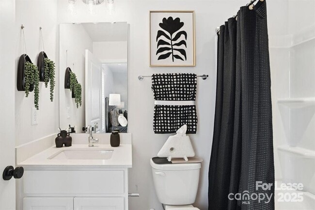 Building Photo - 6134 Wilora Lake Rd