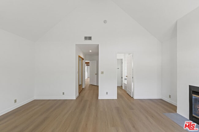 Building Photo - 1711 Goodman Ave