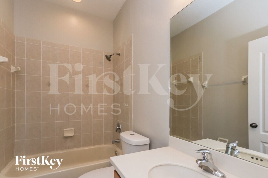 Building Photo - 1144 Emerald Hill Way