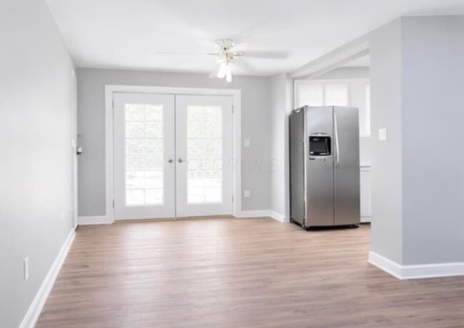 Building Photo - 3535 Paris Blvd