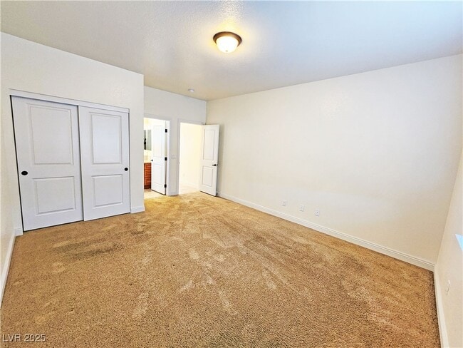 Building Photo - 4920 Honey Locust Dr