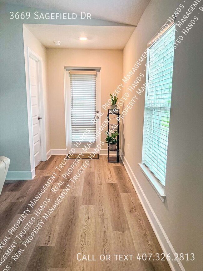 Building Photo - 3669 Sagefield Dr