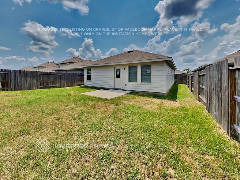 Building Photo - 22263 Stoney Ravine Dr