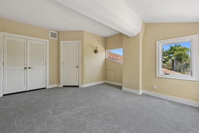 Building Photo - 431 Flores De Oro