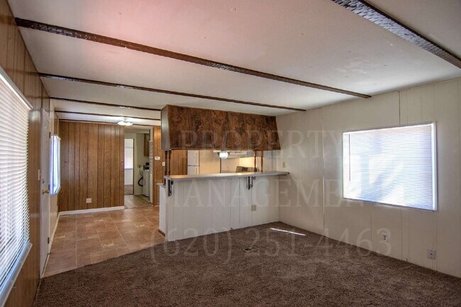 Building Photo - 2-Bedroom 1-Bathroom Home