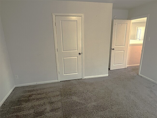 Building Photo - 14302 Beach Pine Trail