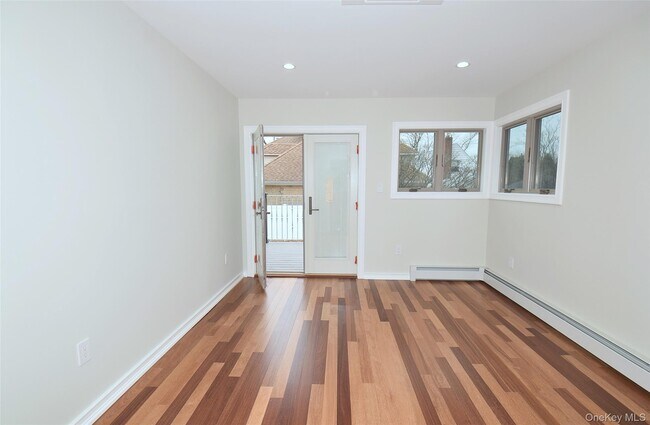 Building Photo - 86-16 262nd St