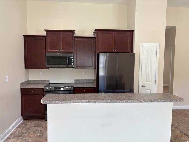 Building Photo - 292 Clearwater Dr