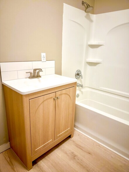 Bathroom - 3517 1st Ave S