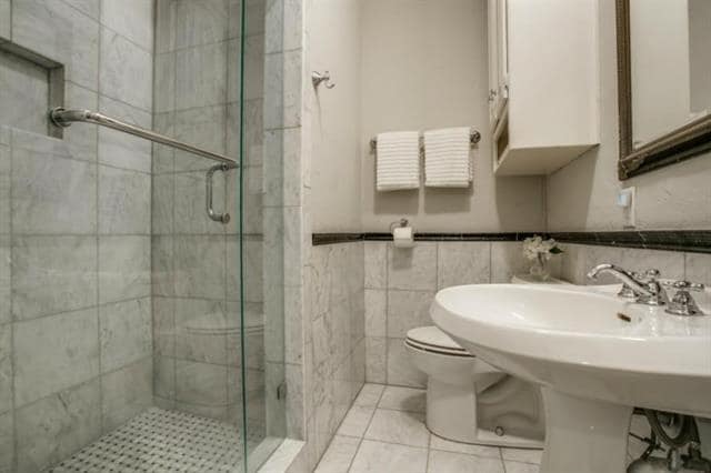 Building Photo - 5419 Merrimac Ave