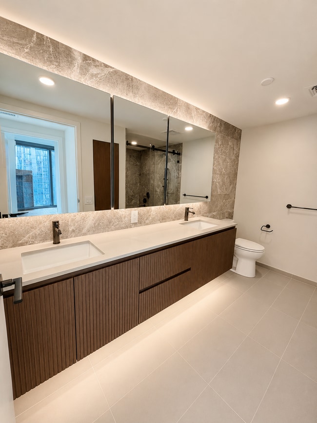 Building Photo - Park Ward Village, $5,000, Partly Furn, BRAND NEW/ 1-Bedroom, 1-bath, 1-Parking + Den
