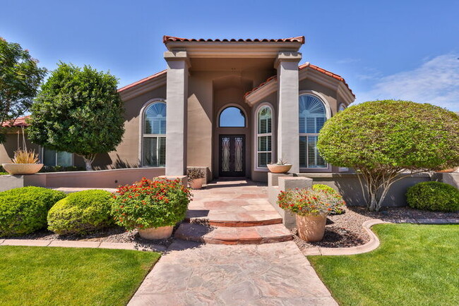 Primary Photo - 1307 E Treasure Cove Dr