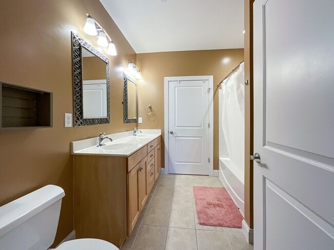 Building Photo - COMING SOON! Charlotte Living at Its Best!...