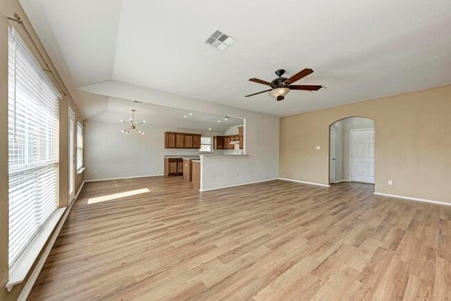 Building Photo - 1203 Tricia Cove