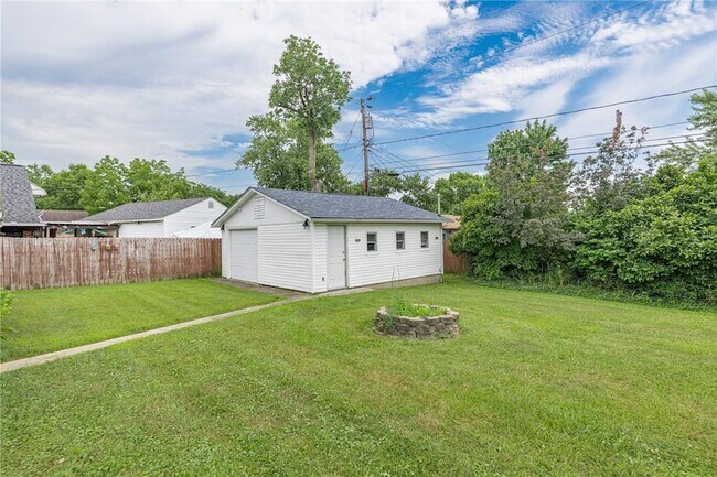 Building Photo - 5276 Buckner Dr