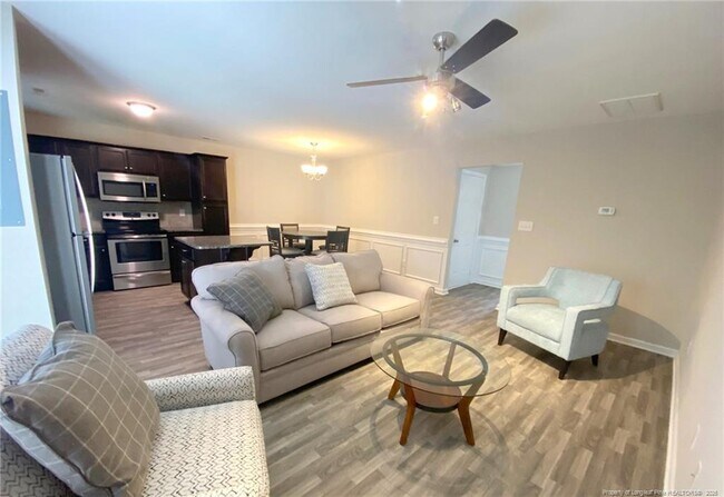 Building Photo - 2652 Middle Br Bnd