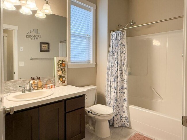 Building Photo - 6579 W 33rd Pl