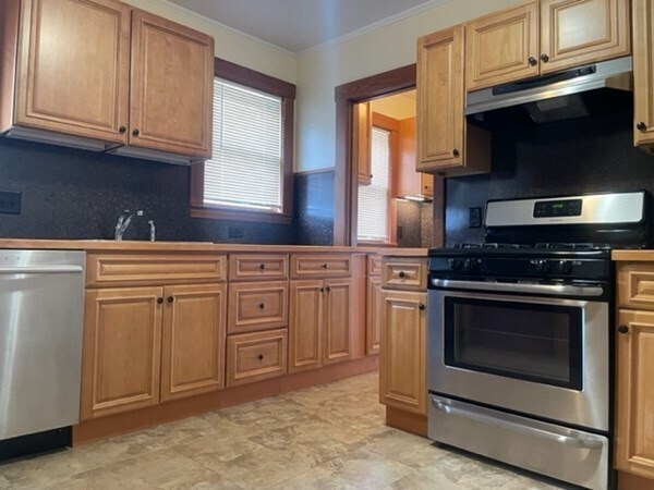 Building Photo - 44 Egerton Rd