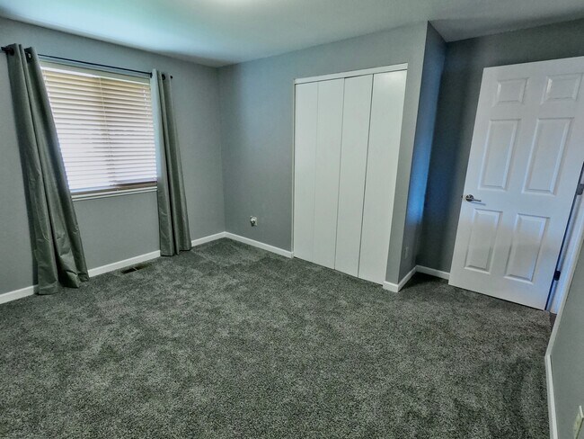 Building Photo - 4603 Guemes View