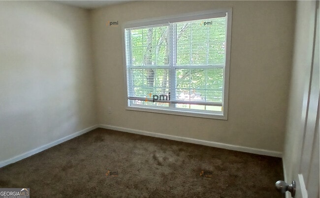 Building Photo - 809 Wellington Dr