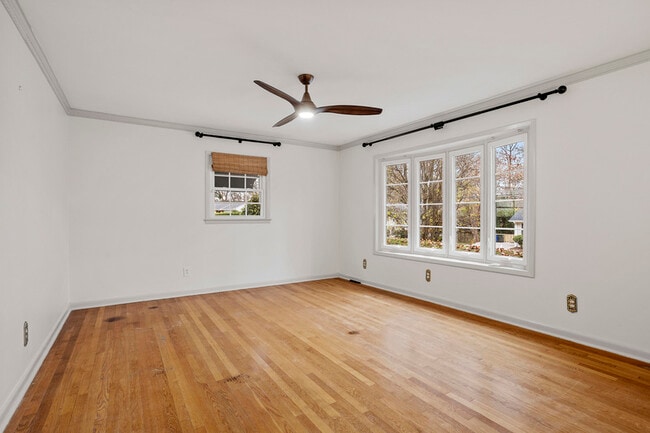 Building Photo - 301 Latimer Rd