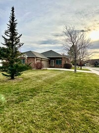 Building Photo - Must See House in Windsor