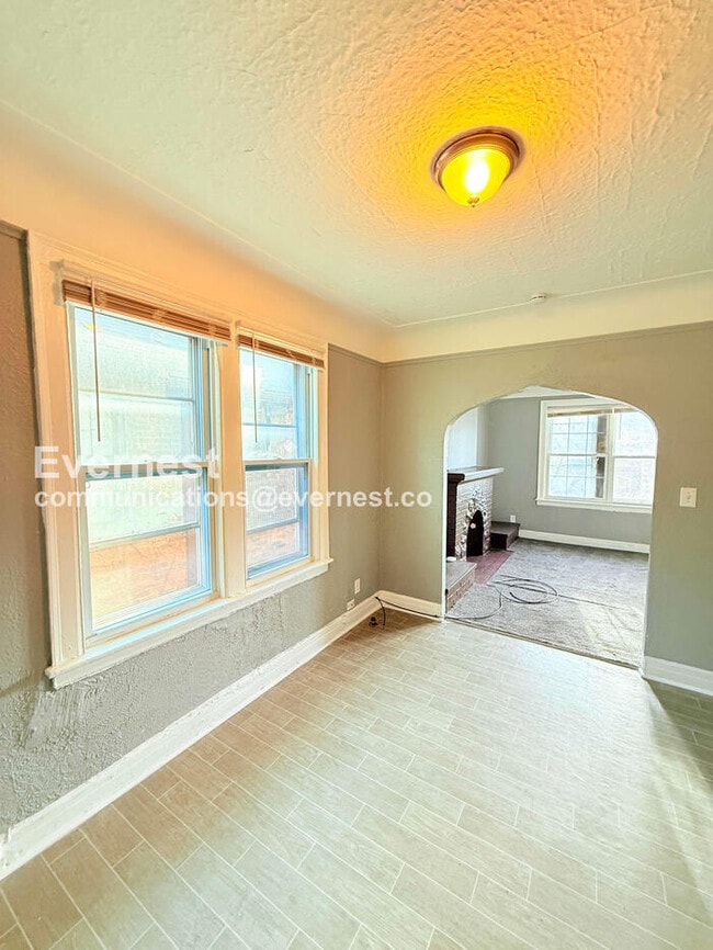 Building Photo - 4066 Tyler St