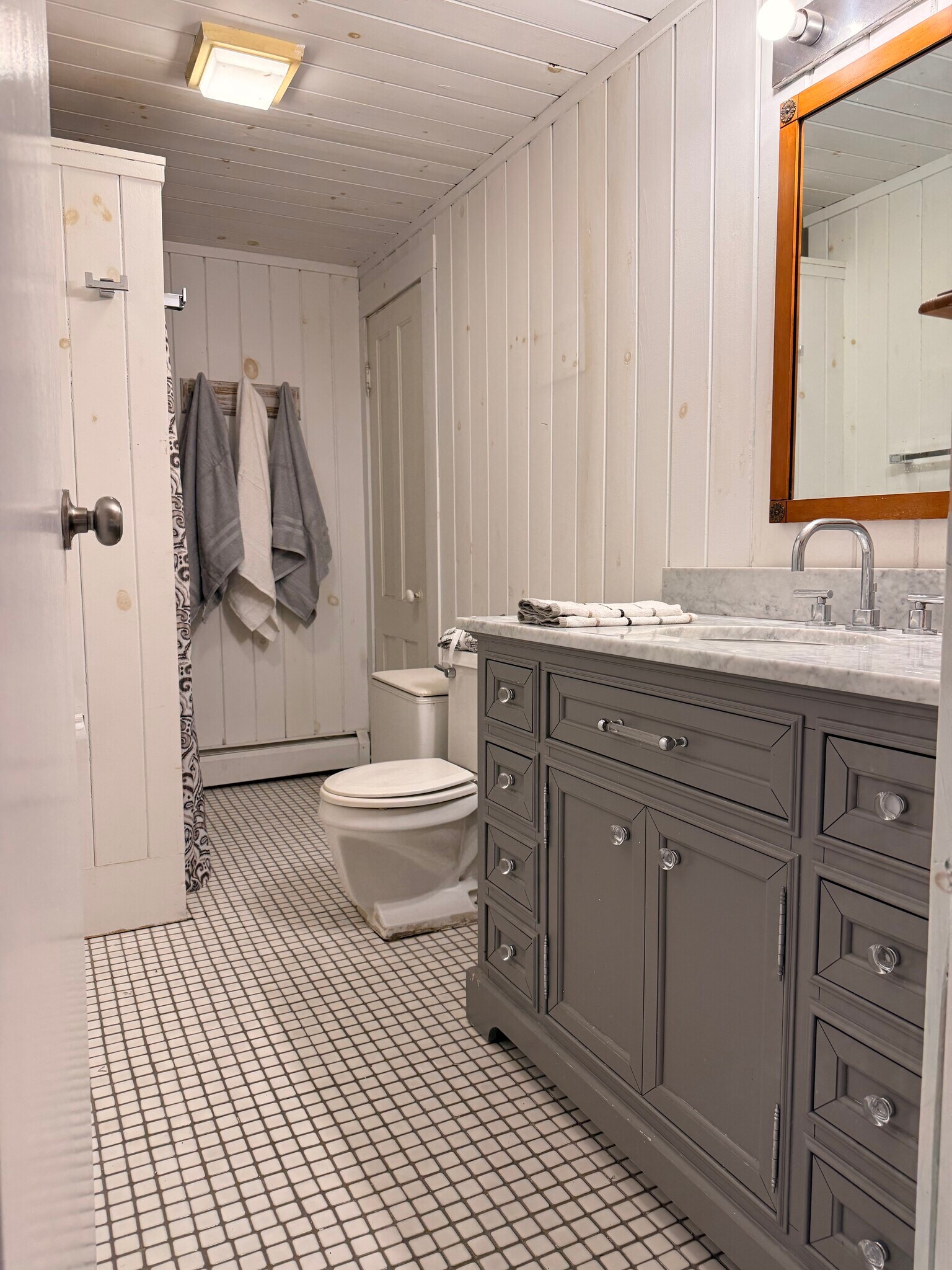 Bathroom - 20 Collins Rd