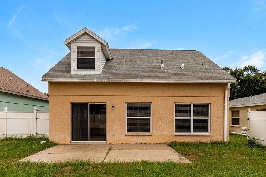 Building Photo - 3512 Chinaberry Ln